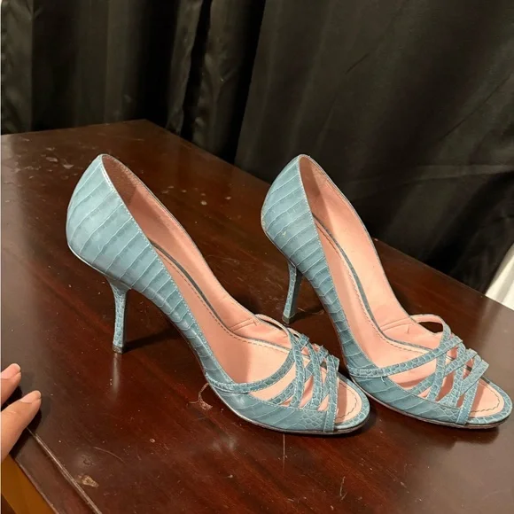 Tommy Hilfiger Blue Crisscross Heels with Pink Interior - Picture 11 of 12